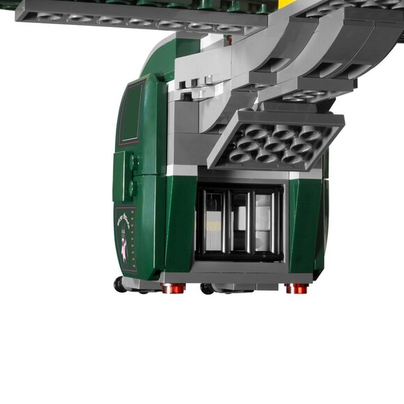 Lego Star Wars 7930 – Bounty Hunter Assault Gunship, Retired Collectible Set - Picture 8 of 12